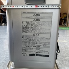 石油ファンヒーターの画像