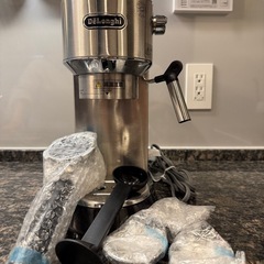 (マシーン部品新品へ交換))デロンギ デディカ エスプレッソ・カプチーノメーカー EC680Mの画像