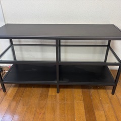 IKEA/イケア VITTSJO テレビ台、ブラックブラウン、ガラスの画像