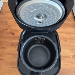 （取引先確定
）【アイリスオーヤマ】炊飯器 ３合炊きの画像