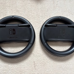 Nintendo Switch Joy-Conハンドル2個セットの画像