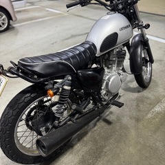 スズキ　グラストラッカー　250cc 大容量タンク　カスタムの画像