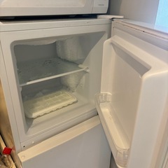 【運び出してくれる方】冷蔵庫、138L、MAXZENの画像