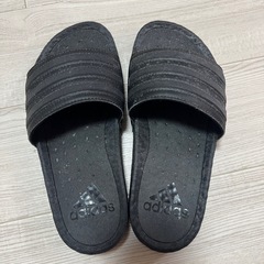 美品！24.5cmアディダス アディレッタ ブーストの画像