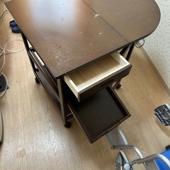 可動式サイドテーブル中古の画像