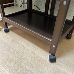 可動式サイドテーブル中古の画像