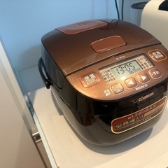 象印　炊飯器の画像