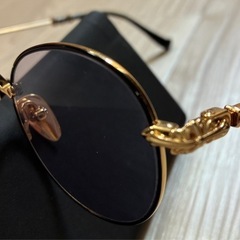 クロムハーツオーバルサングラス 金属フレームの画像