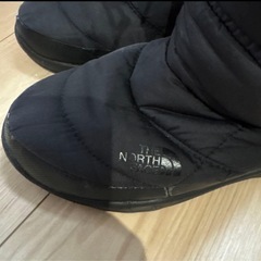 THE NORTH FACEのブラックブーツの画像