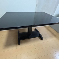 鏡面テーブル　昇降テーブルの画像