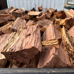 訳あり乾燥杉薪1台のみ2000円の画像