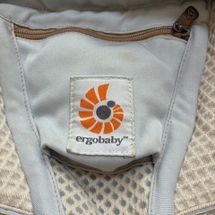 抱っこ紐エルゴ（オムニブリーズ）の画像