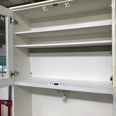ジャングルジャングル貝塚店　食器棚　白　ホワイト　2枚扉　引き出し　コンセント　高さ調節　中古　貝塚市　二色浜の画像