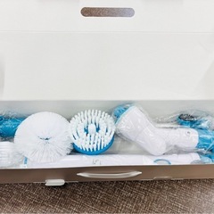 【未使用品】コードレスロングハンドルブラシ 足腰らくらく♪
の画像