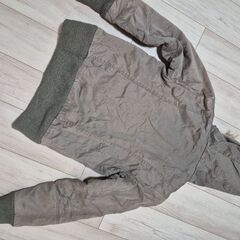 ミリタリージャンパーの画像