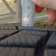 【美品】フリード　FREED　スタッドレスタイヤとホイール　4本セットの画像