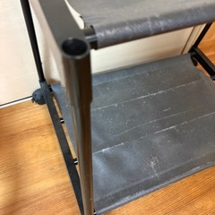 キャスター付き荷物置きの画像