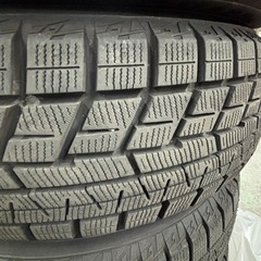 YOKOHAMA   スタッドレスタイヤ　4本24年度製造　ICE Guardの画像