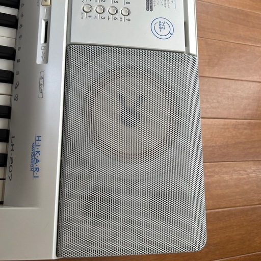 CASIO 電子ピアノ　LK-207