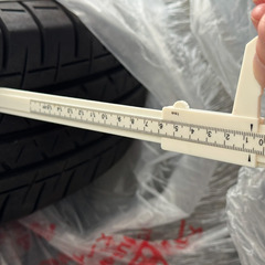  195/80R15 LT Yokohama BluEarth-Van RY55 4本セットの画像