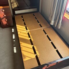 シングルベットの枠（マットの下）差し上げますの画像