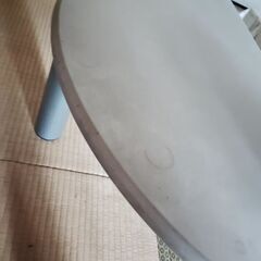 半月型 ローテーブルの画像