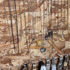 大放出中！アクセサリー10円〜フリマ開催⭐️腕時計ネックレスピアス他多数！！の画像