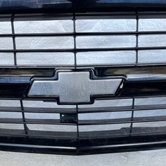 シボレー　グリル　タホ　サバーバン　C1500の画像