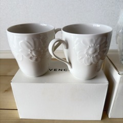 【早い者勝ち‼️】GIVENCHY(ジバンシー)マグカップ2個入り×2セットの画像