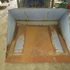 フォークリフトヒンジ用バケットの画像