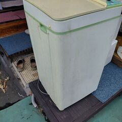 全自動洗濯機 Haier 2018年製造 一人暮らし用小型の画像