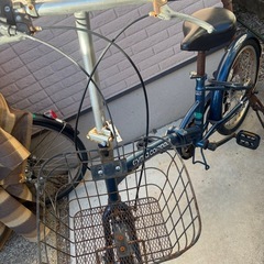 折りたたみ自転車の画像