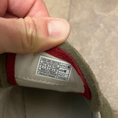 UGG、スニーカー、27cm、緑の画像