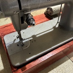 ジャノメ　職業用ミシンの画像