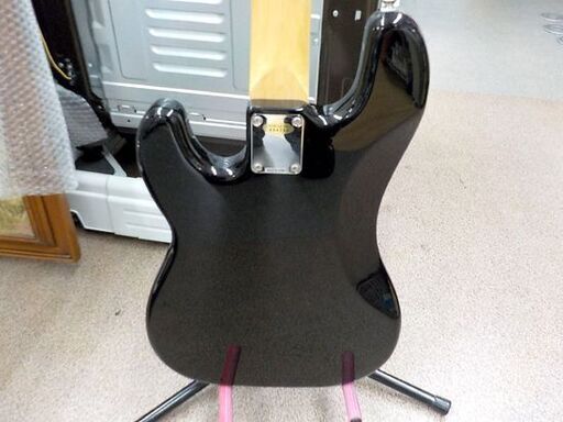 FERNANDES エレキベース ブラック中古ソフトケースストラップシールド付 Futra フュートゥラ FJS-500 BK エレキベース ストラトシェイプ 3