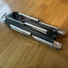 折り畳みベンチの画像