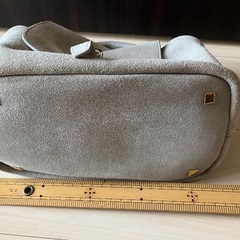 グレーのバッグ(追加画像)の画像