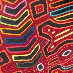 大きめアートフレーム　パナマ　モラ刺繍＊民芸　アンティーク*古民家の画像