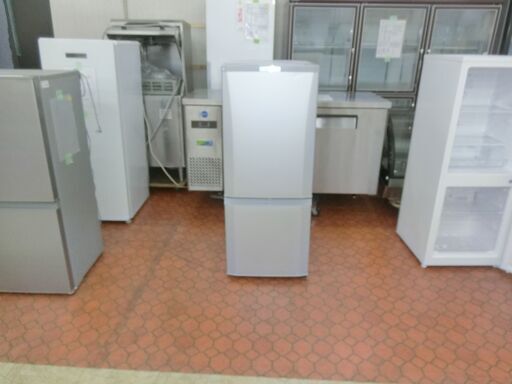 ID 711945　三菱２ドア　146L　２０１９年製　MR-P15D-S