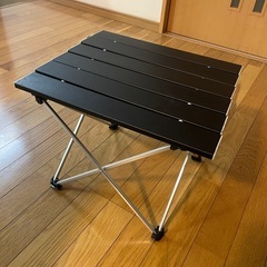 アウトドアテーブル