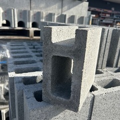 ⚠️急募‼️メダカ棚で使用していたコンクリートブロック（無料）の画像
