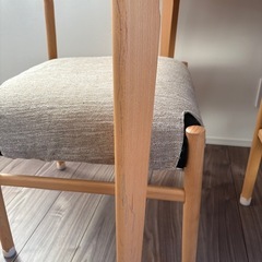 ニトリダイニングテーブル、椅子セットの画像