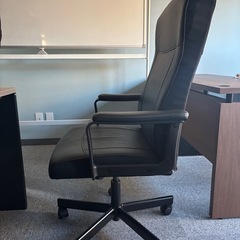 デスクチェア
の画像