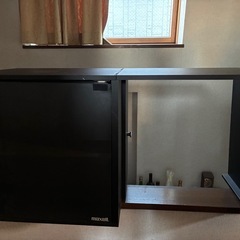 maxellオーディオラック、キャビネットの画像