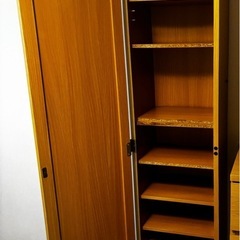 【0円】 鏡付き戸棚の画像
