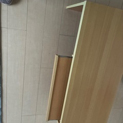 パソコンデスクの画像