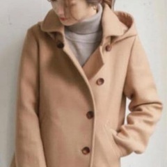 URBAN RESEARCH DOORS ベージュショートコートMの画像