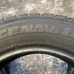 1210-6)はめ替え込み！175/65R15グッドイヤースタッドレス中古4本セット！2020年製アイスナビ6の画像