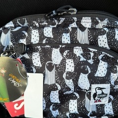 CHUMSショルダーバッグの画像