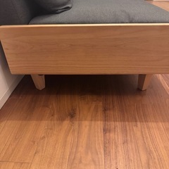 大塚家具　大型木製フレームソファ　　　の画像